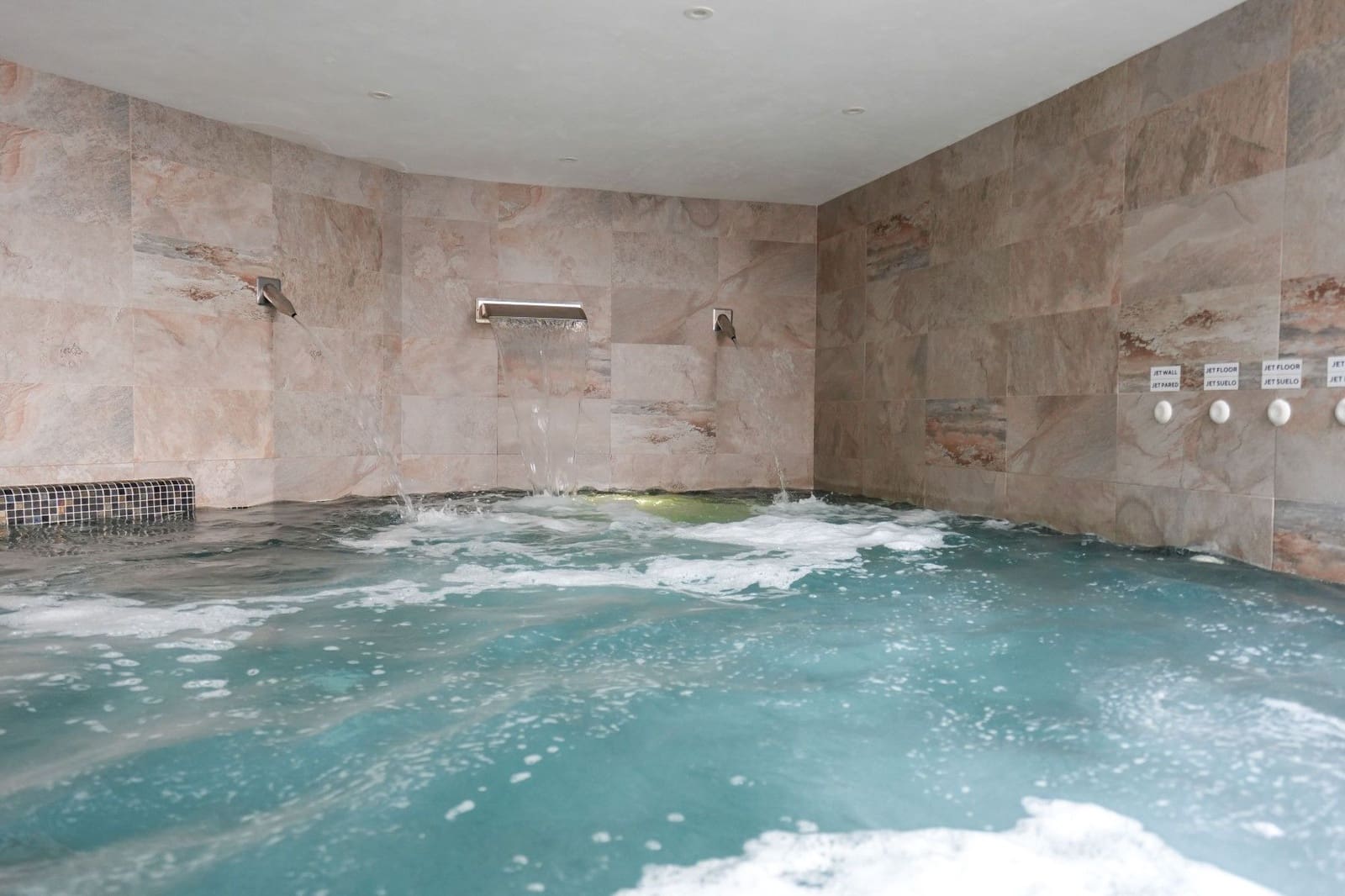 2 Zimmer Apartment zu verkaufen in El Raso mit Pool - 269.000 € (Ref: 10024314)