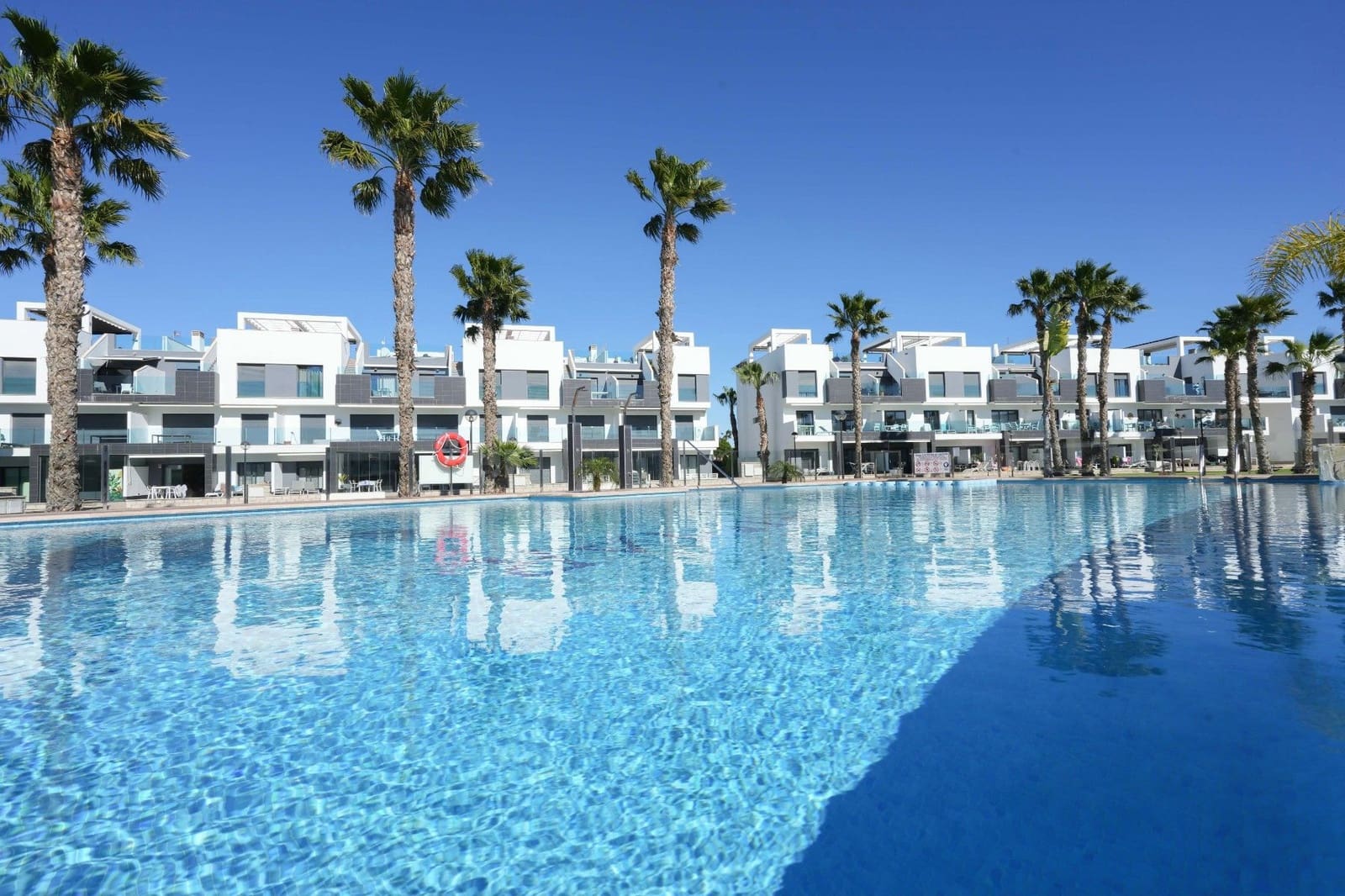 2 Zimmer Apartment zu verkaufen in El Raso mit Pool - 269.000 € (Ref: 10024314)