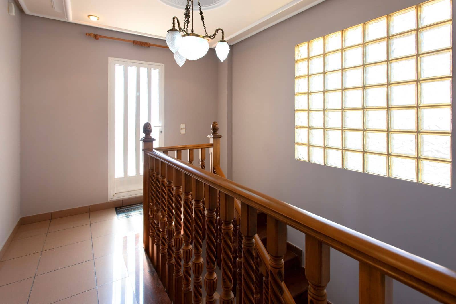Chalet de 4 habitaciones en Torrevieja en venta con piscina - 549.000 € (Ref: 10025847)