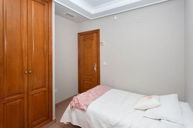 4 slaapkamer Villa te koop in Parque Acuático - Sector 25, Torrevieja met zwembad - € 549.000 (Ref: 10025847)