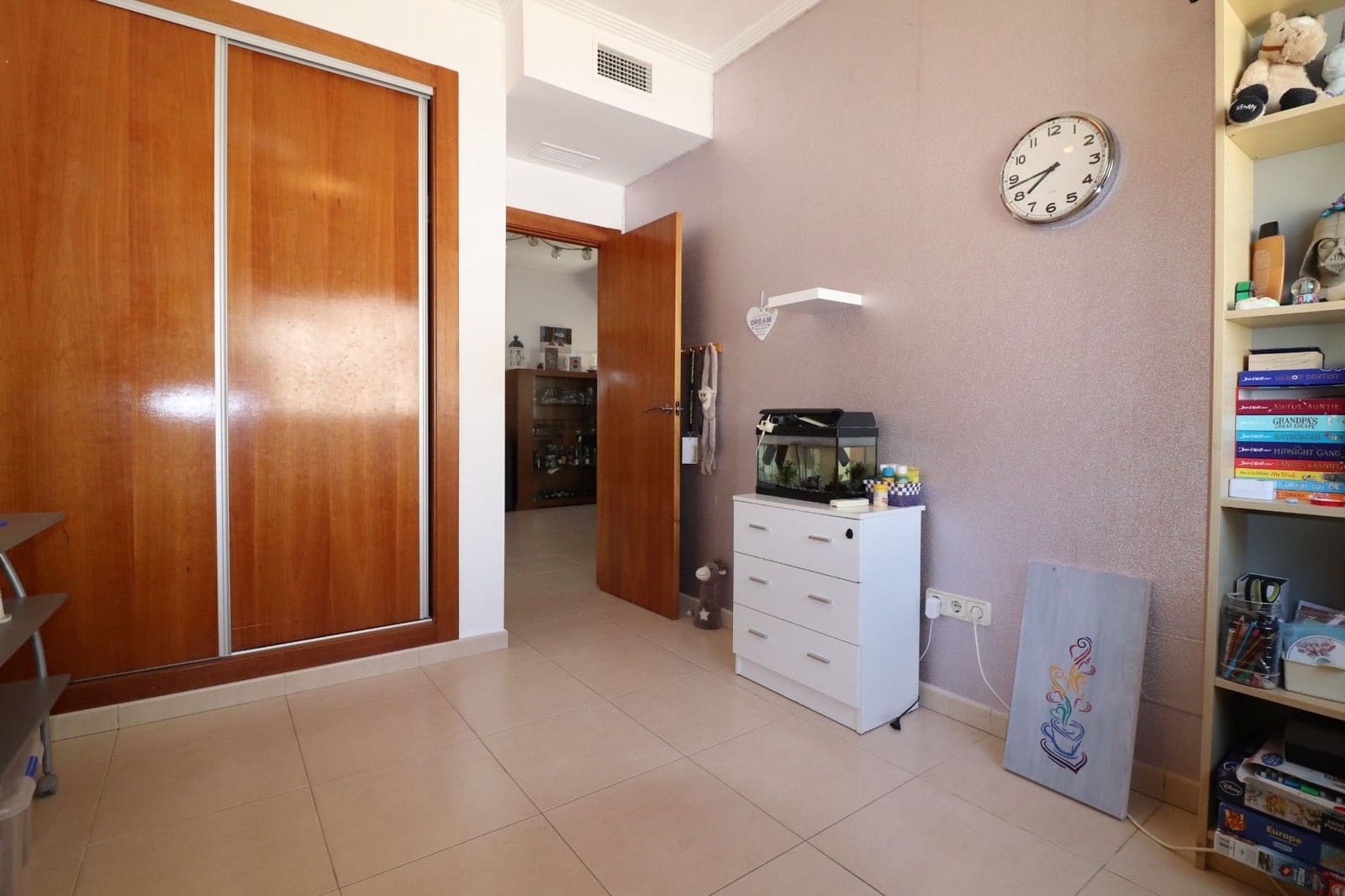 4 sypialnia Willa na sprzedaż w Dona Pepa z basenem - 470 000 € (Ref: 10025849)
