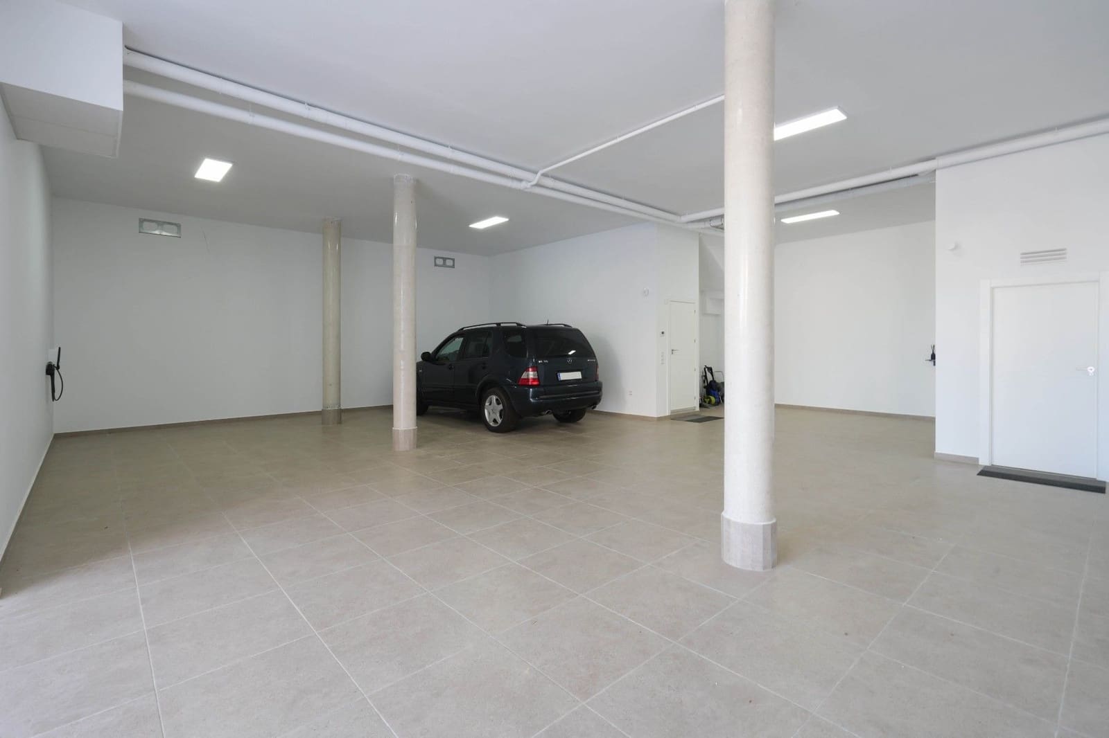 3 soveværelse Villa til salg i Algorfa med swimmingpool - € 529.000 (Ref: 10025852)