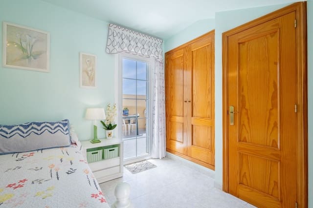 4 bedroom Townhouse for sale in Los Frutales, Torrevieja with pool - € 320,000 (Ref: 10025853)