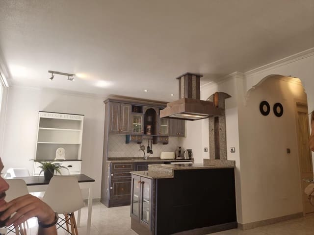 2 chambre Appartement à vendre à La Siesta, Torrevieja avec piscine - 178 000 € (Ref: 10025855)
