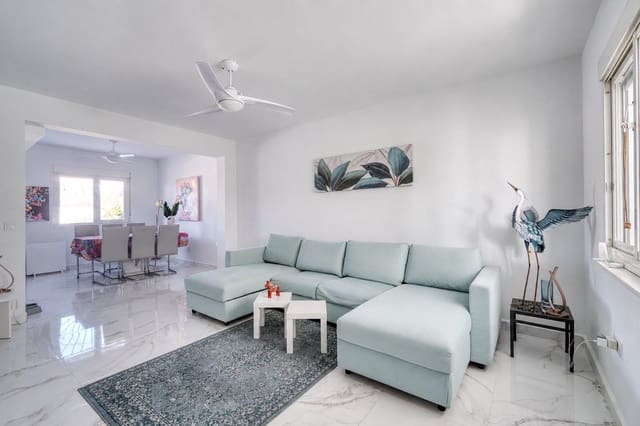 2 bedroom Terraced Villa for sale in Benijófar with pool - € 205,000 (Ref: 10067848)