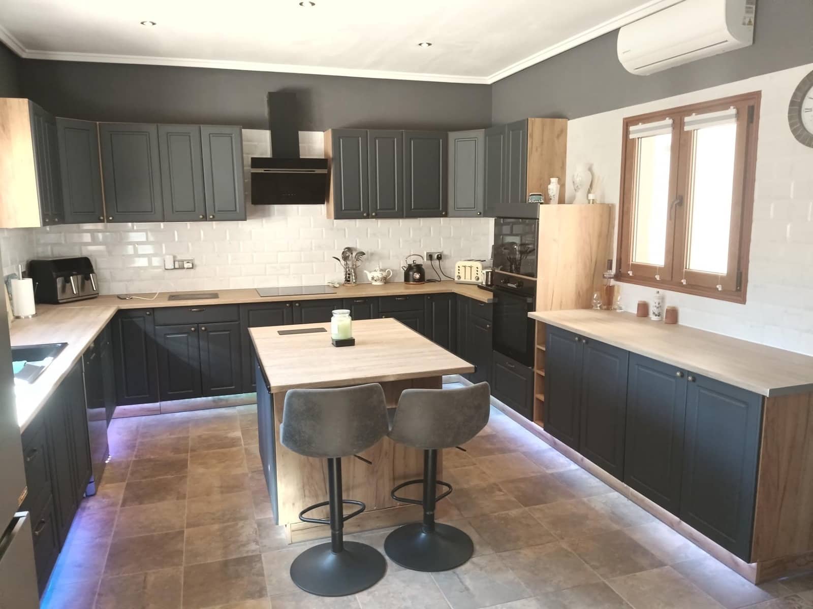 4 bedroom Villa for sale in Torremendo with pool garage - € 544,900 (Ref: 10109851)