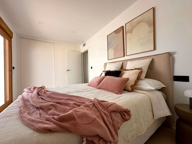 2 sypialnia Bungalow na sprzedaż w San Pedro del Pinatar z basenem garażem - 299 950 € (Ref: 10109855)