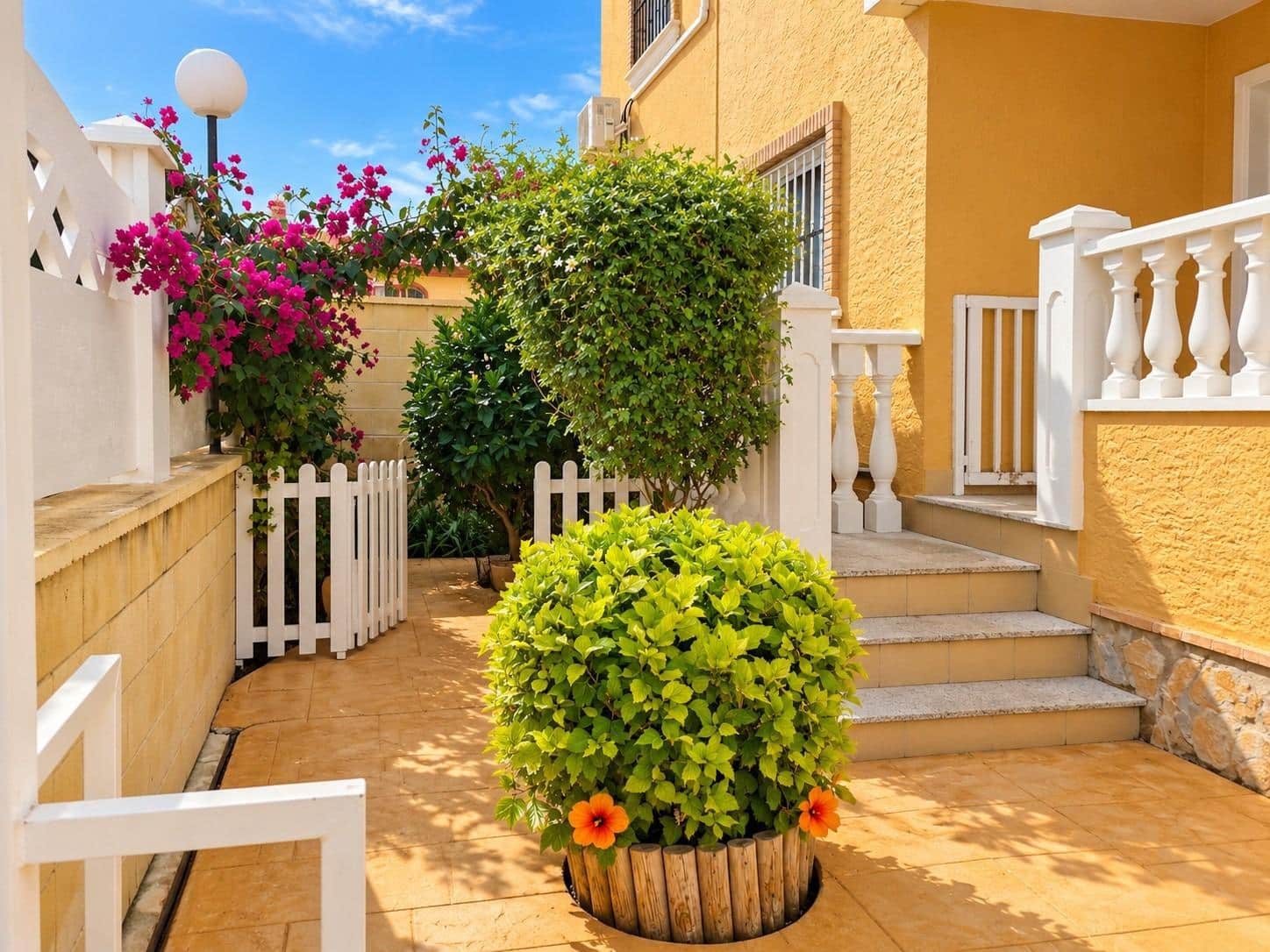 3 bedroom Terraced Villa for sale in Rojales with garage - € 265,000 (Ref: 10131786)