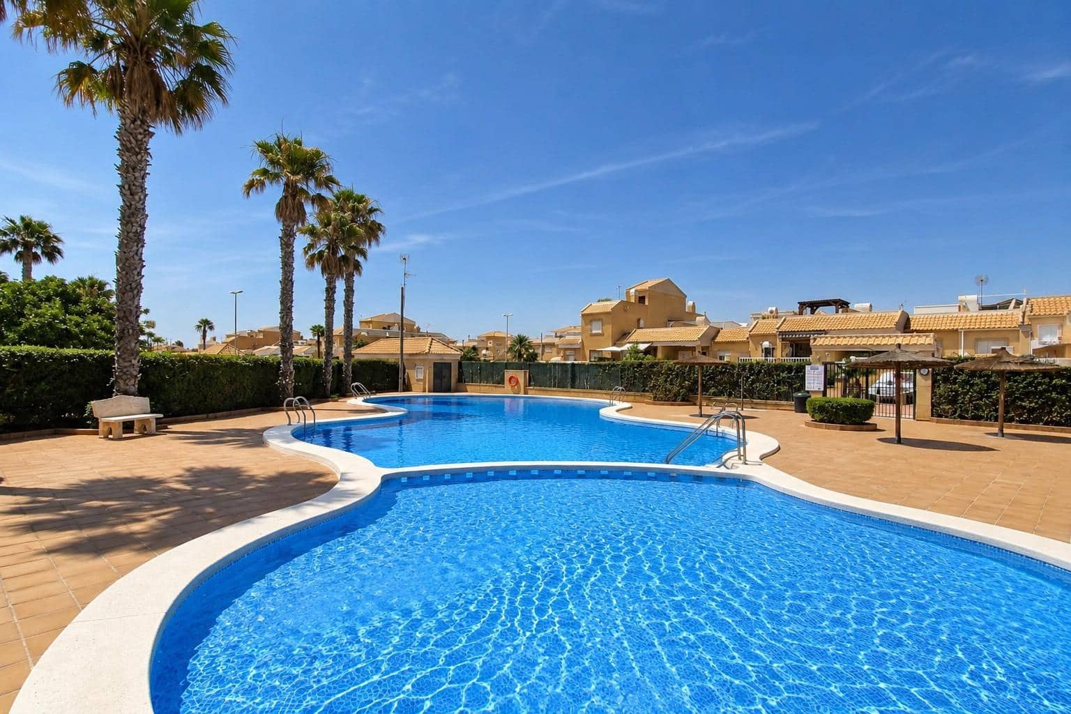 3 bedroom Terraced Villa for sale in Rojales with garage - € 265,000 (Ref: 10131786)