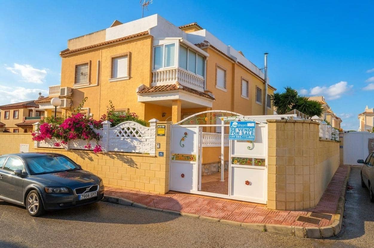 3 bedroom Terraced Villa for sale in Rojales with garage - € 265,000 (Ref: 10131786)