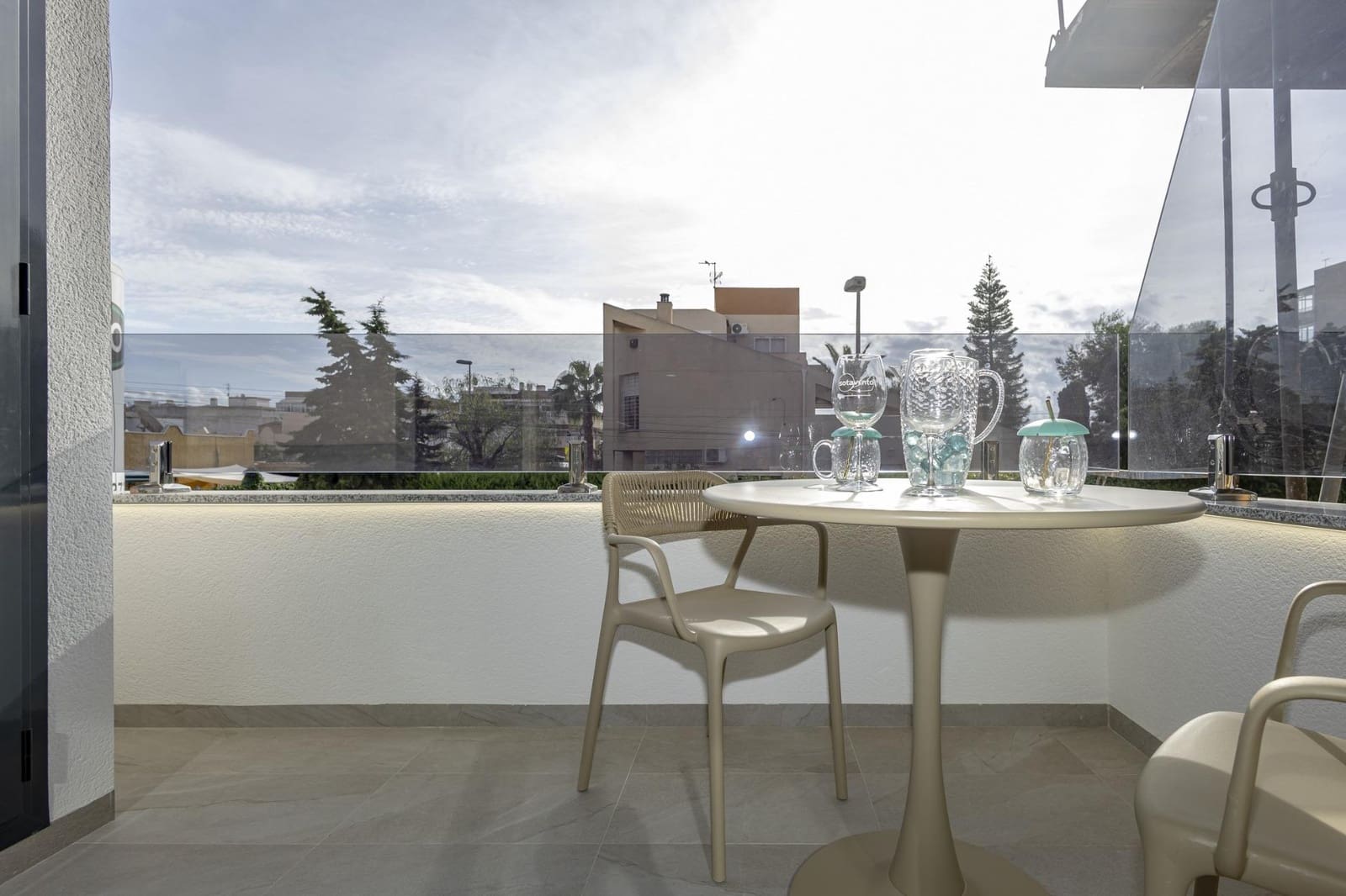 2 soveværelse Lejlighed til salg i Torrevieja med swimmingpool garage - € 269.000 (Ref: 10171884)