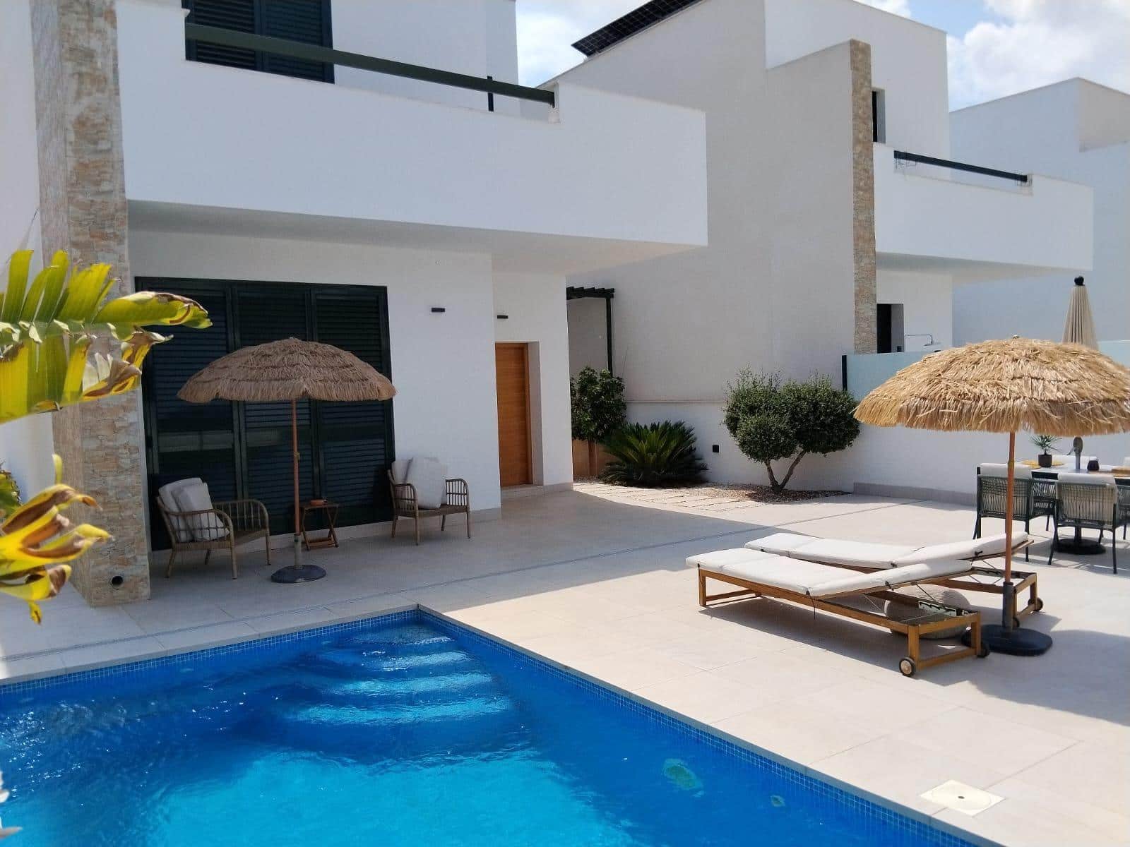3 sypialnia Willa na sprzedaż w Daya Nueva z basenem - 445 000 € (Ref: 10173838)