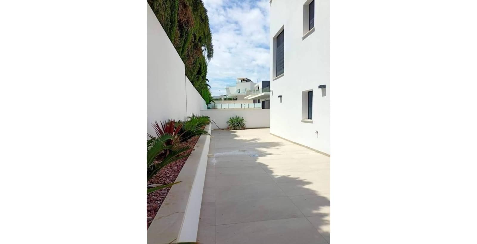 Chalet de 4 habitaciones en Campoamor en venta con piscina garaje - 1.780.000 € (Ref: 3281352)