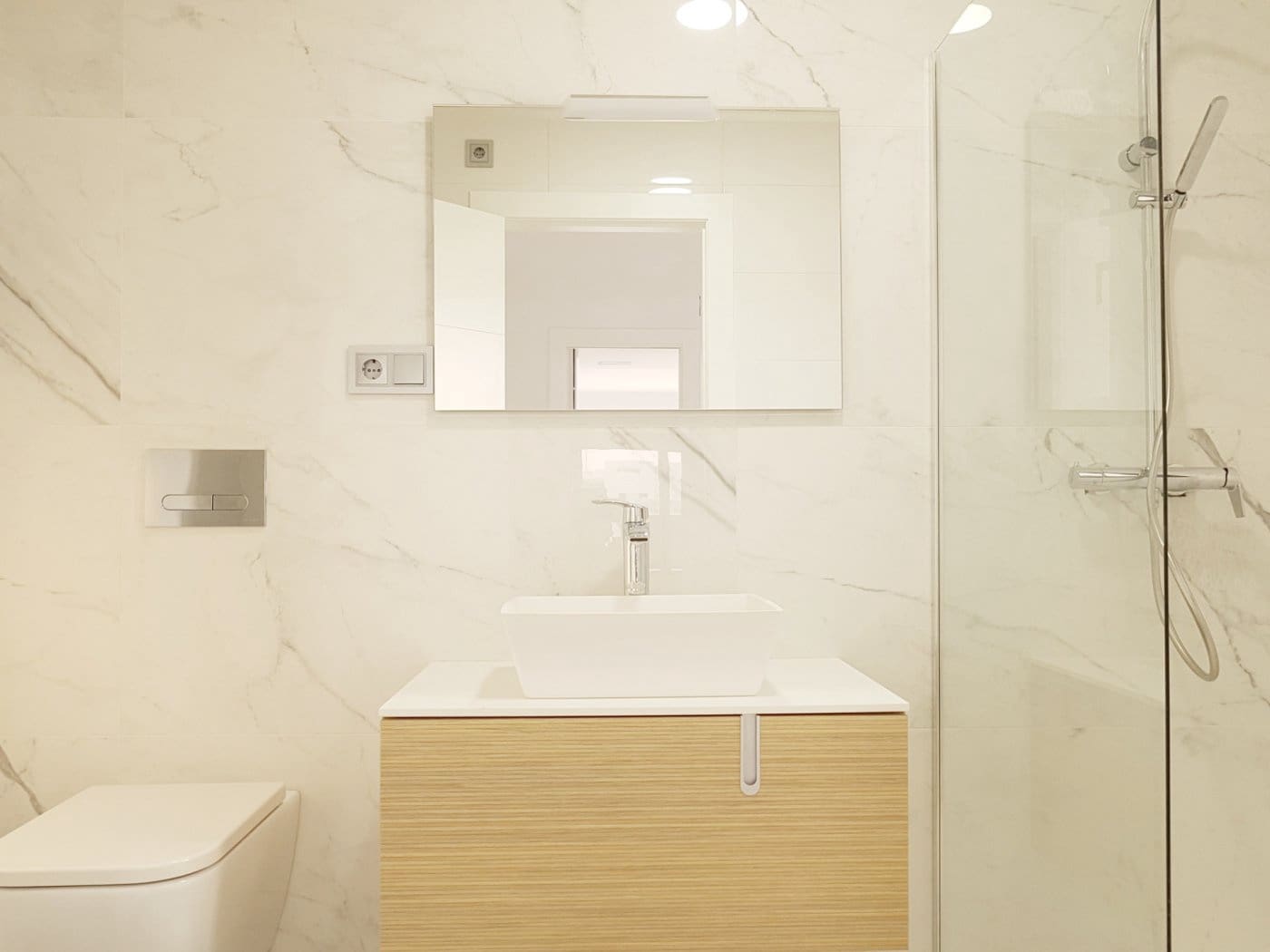 3 soveværelse Semi-Rækkehus til salg i Daya Nueva med swimmingpool - € 299.000 (Ref: 4490344)