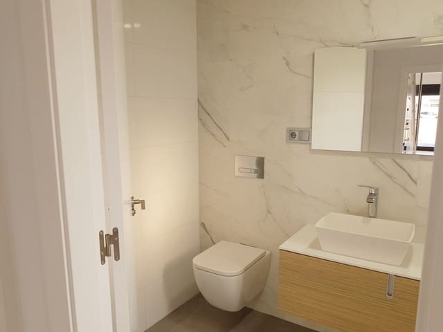 3 chambre Villa/Maison Semi-Mitoyenne à vendre à Daya Nueva avec piscine - 299 000 € (Ref: 4490344)