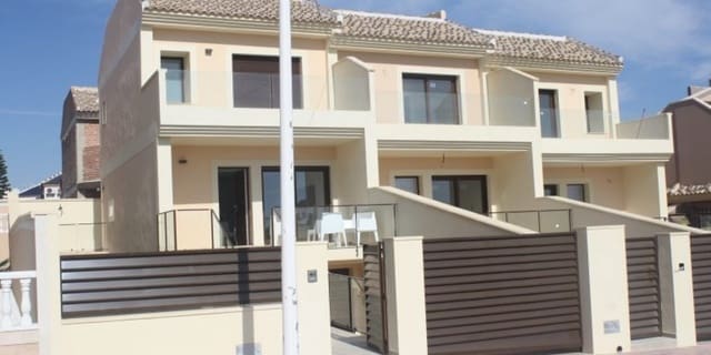 3 camera da letto Villetta a Schiera in vendita in Los Altos con piscina garage - 330.000 € (Rif: 4687942)