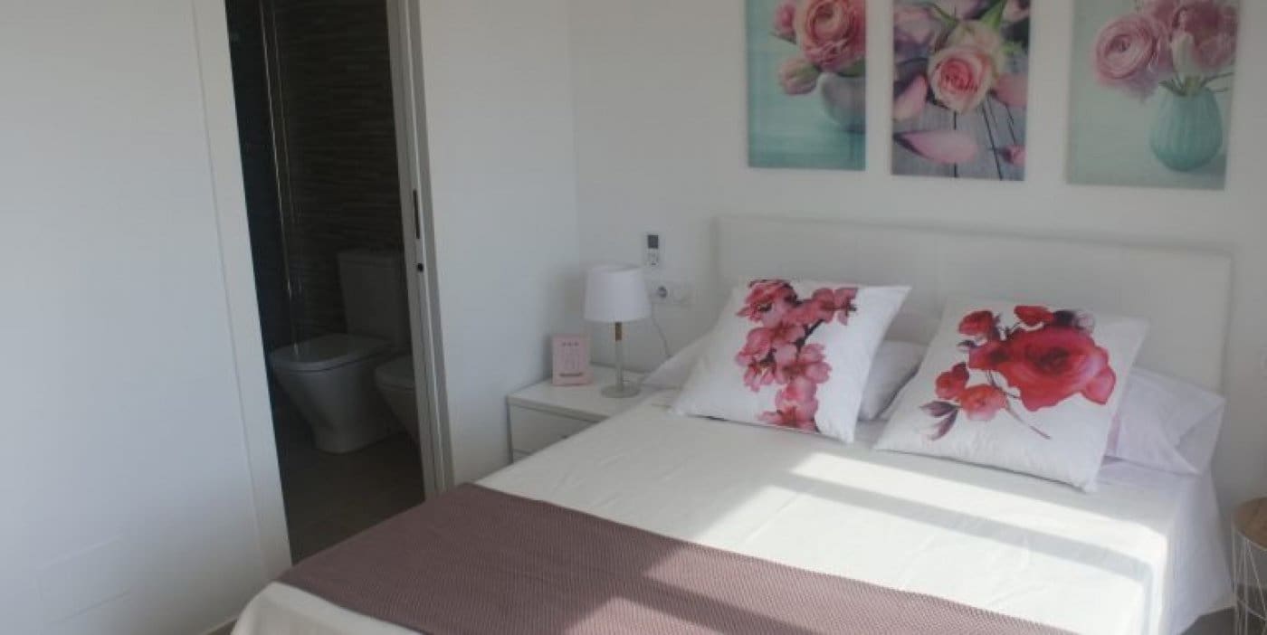 3 camera da letto Villetta a Schiera in vendita in Los Altos con piscina garage - 330.000 € (Rif: 4687942)