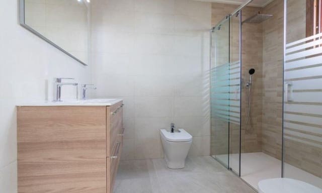 Chalet de 3 habitaciones en Los Altos en venta con piscina garaje - 750.000 € (Ref: 4691356)