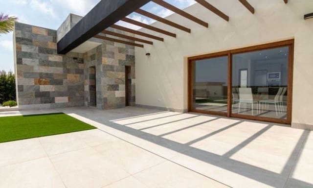 Chalet de 3 habitaciones en Los Altos en venta con piscina garaje - 750.000 € (Ref: 4691356)