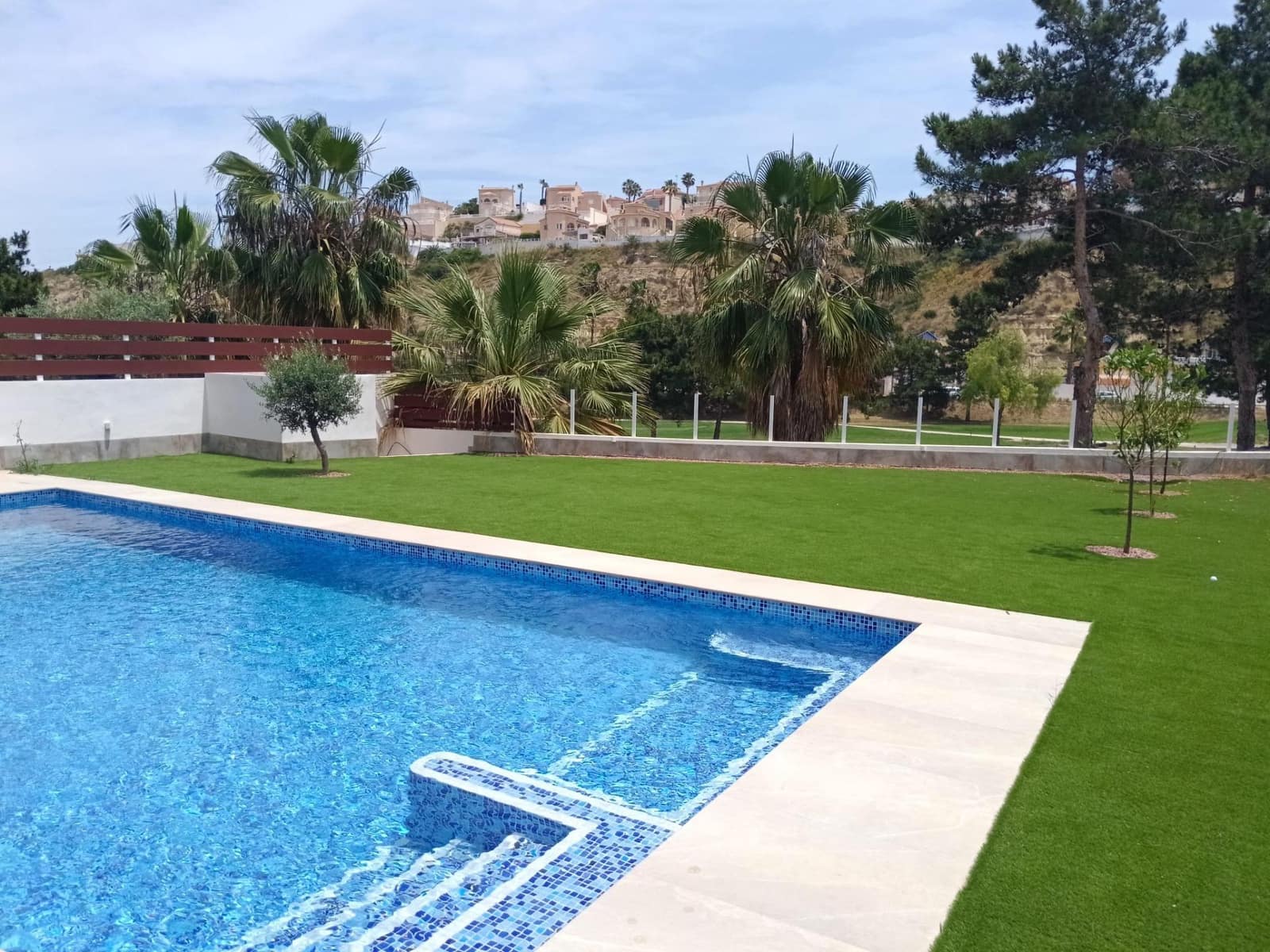 4 bedroom Villa for sale in La Marquesa with pool - € 834,000 (Ref: 6188390)