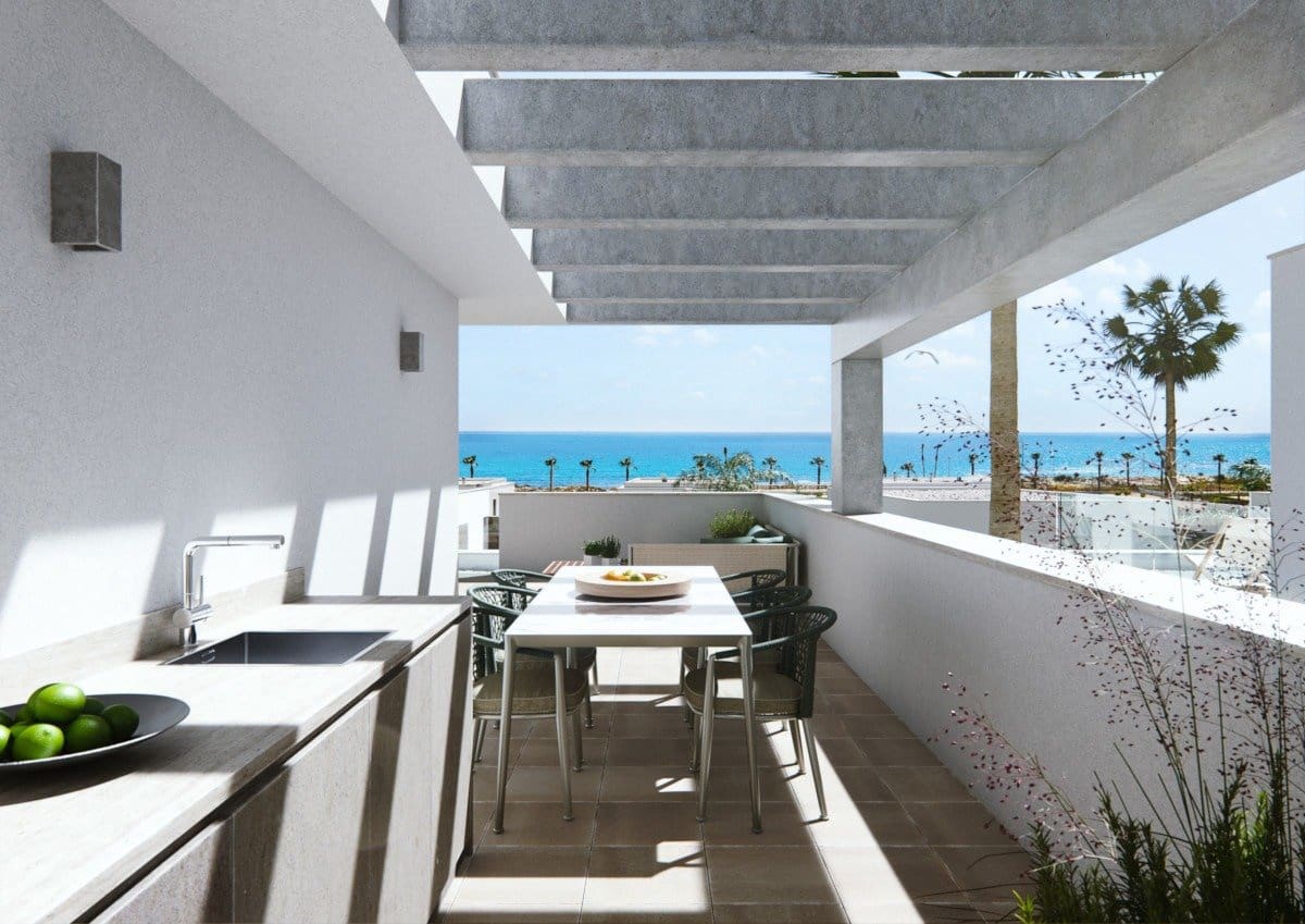 Chalet de 3 habitaciones en Pilar de la Horadada en venta con piscina - 1.795.000 € (Ref: 6325553)