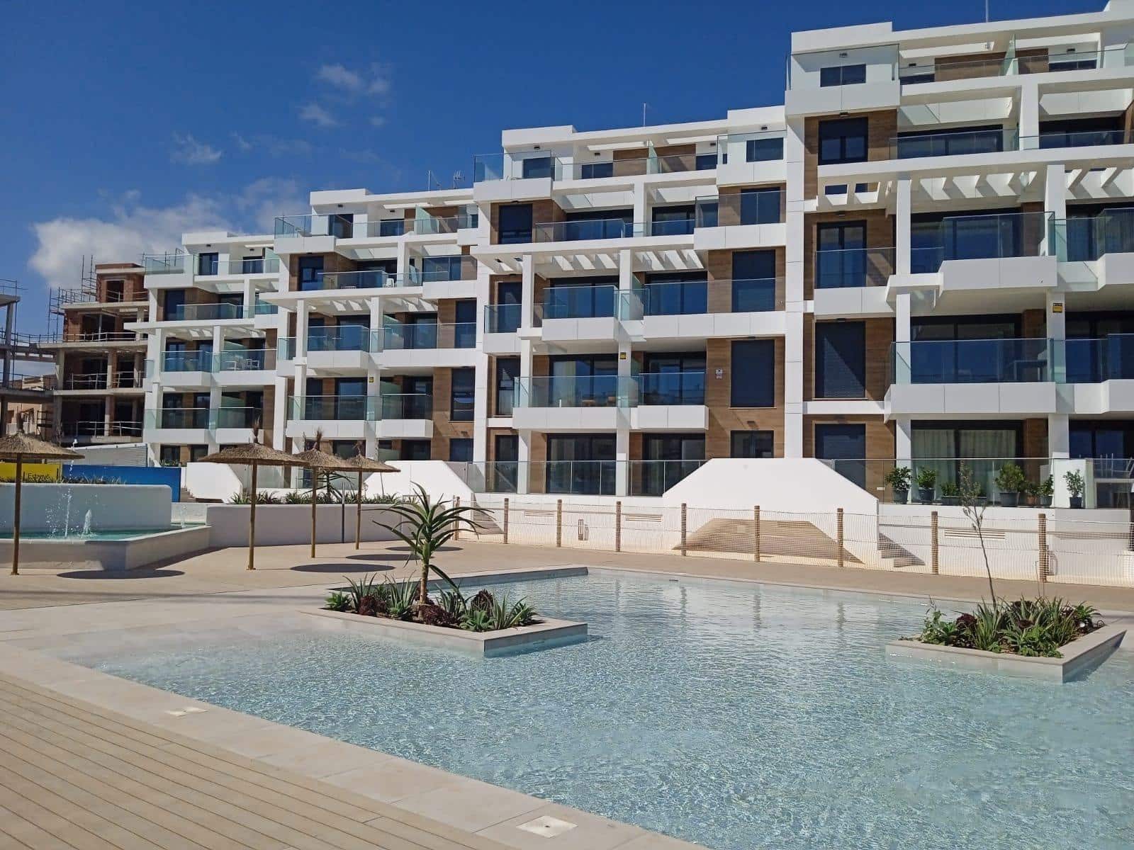 3 soverom Penthouse til salgs i Denia med svømmebasseng garasje - € 599 000 (Ref: 6705049)