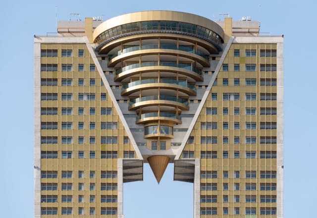 2 soverom Leilighet til salgs i Benidorm med svømmebasseng garasje - € 1 170 000 (Ref: 6900120)