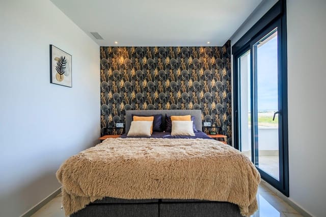 3 soverom Villa til salgs i Pilar de la Horadada med svømmebasseng - € 389 000 (Ref: 7021249)