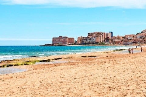 2 slaapkamer Appartement te koop in Torrevieja met zwembad - € 295.000 (Ref: 7209697)