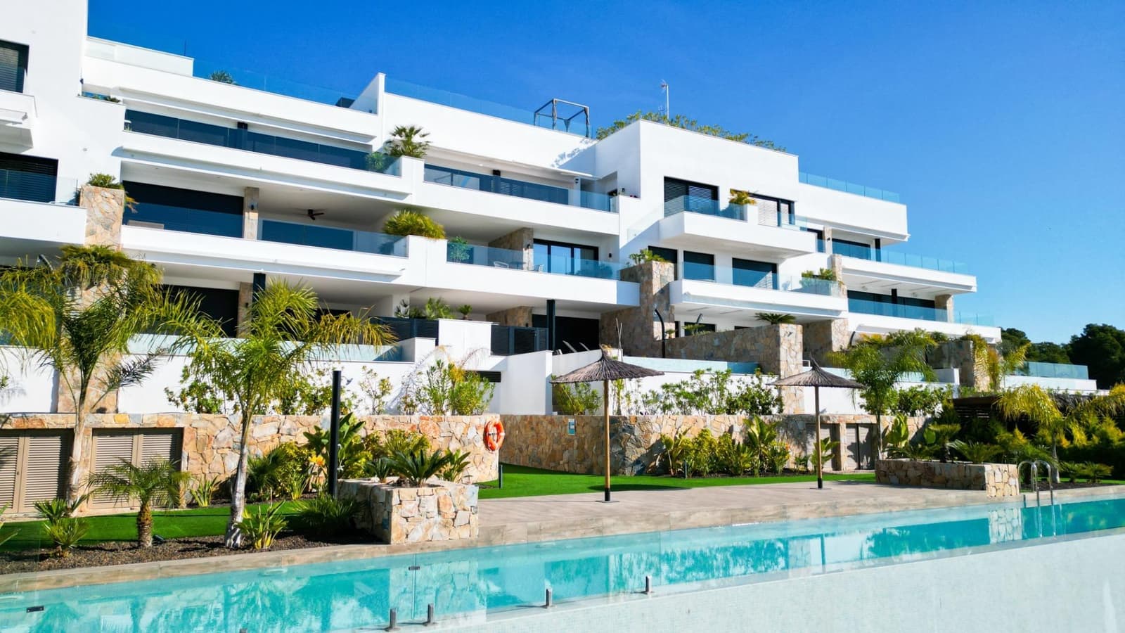 2 bedroom Penthouse for sale in Las Colinas Golf with pool - € 939,000 (Ref: 7339345)