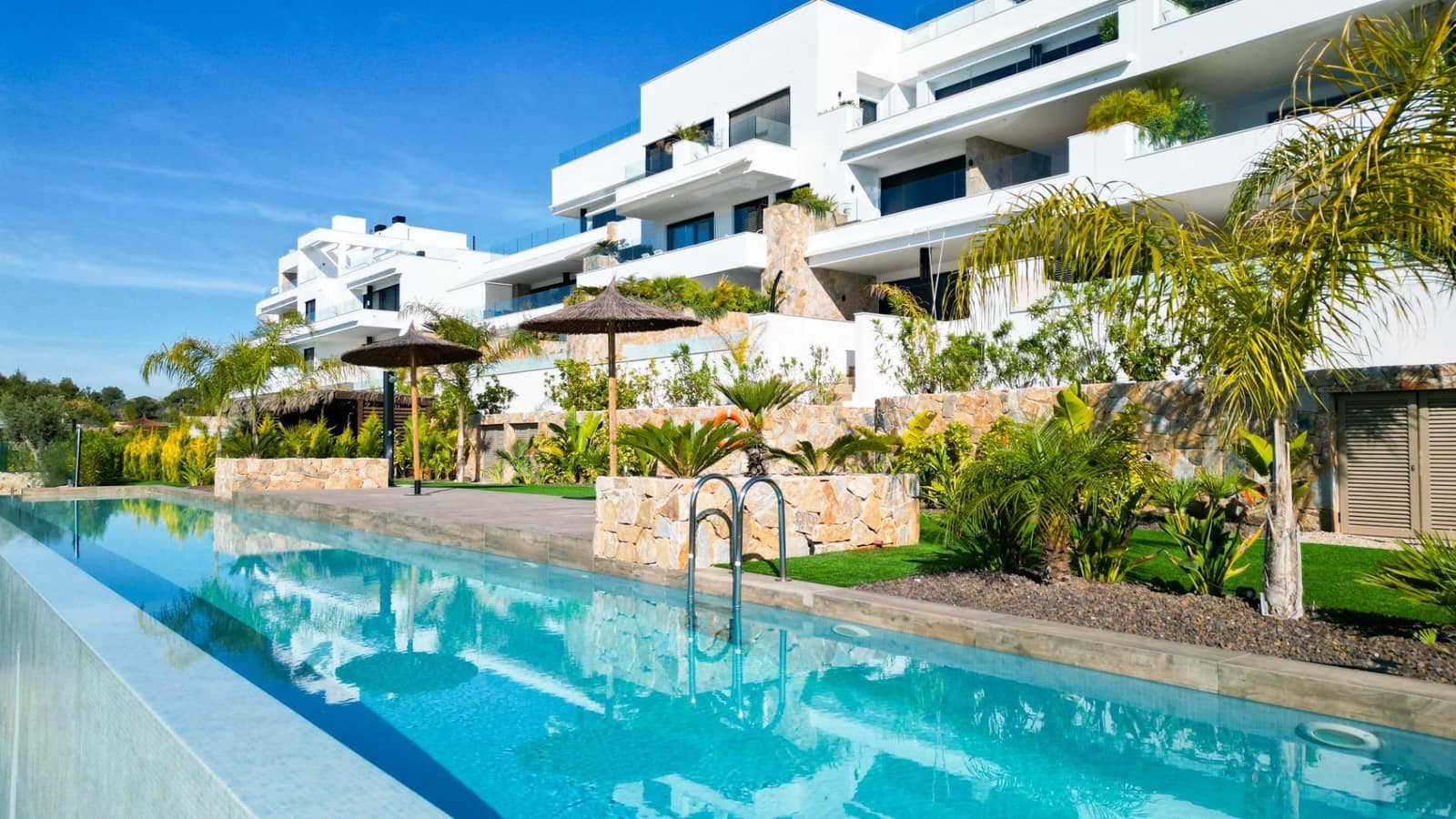 2 bedroom Penthouse for sale in Las Colinas Golf with pool - € 939,000 (Ref: 7339345)