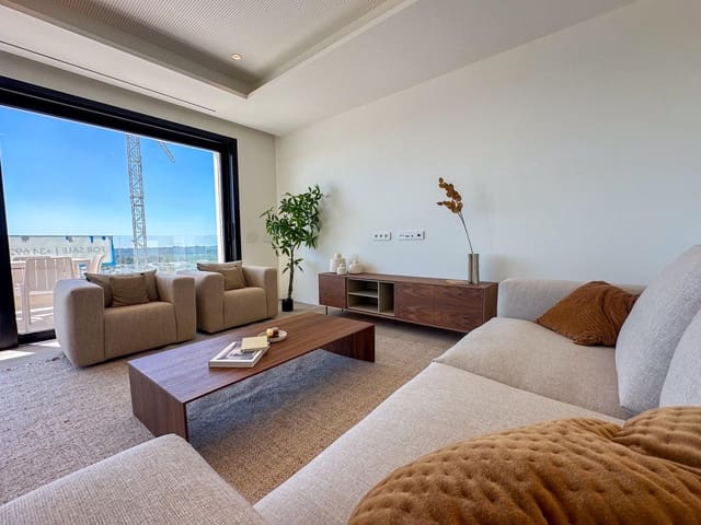 Ático de 2 habitaciones en Las Colinas Golf, Orihuela en venta con piscina - 939.000 € (Ref: 7339345)