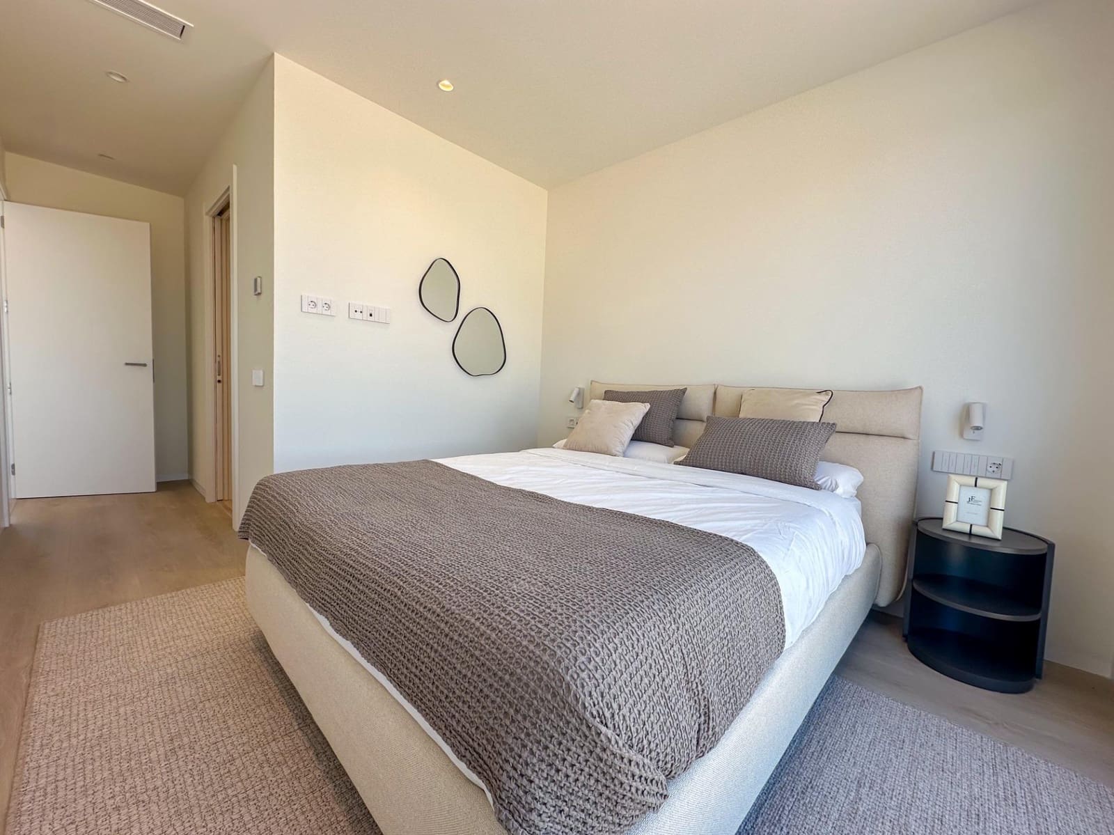 2 bedroom Penthouse for sale in Las Colinas Golf with pool - € 939,000 (Ref: 7339345)