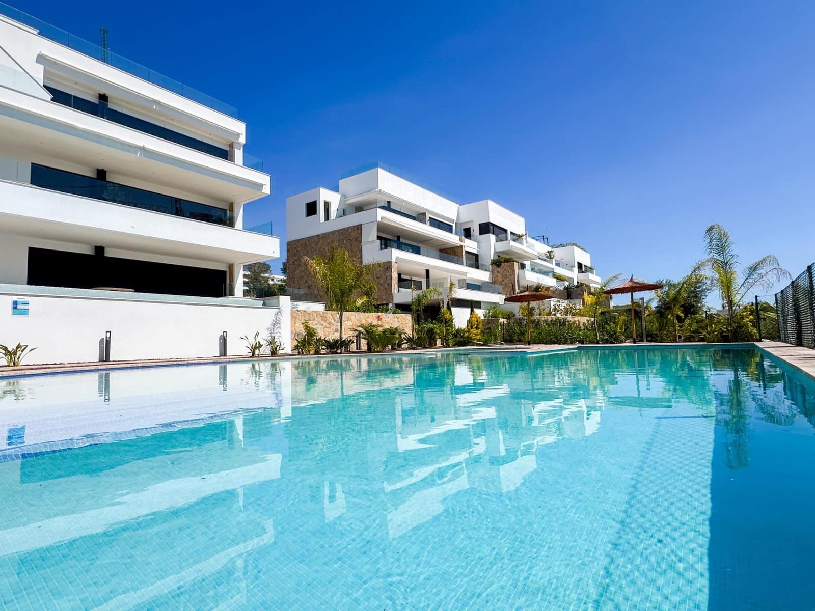 2 bedroom Penthouse for sale in Las Colinas Golf with pool - € 939,000 (Ref: 7339345)