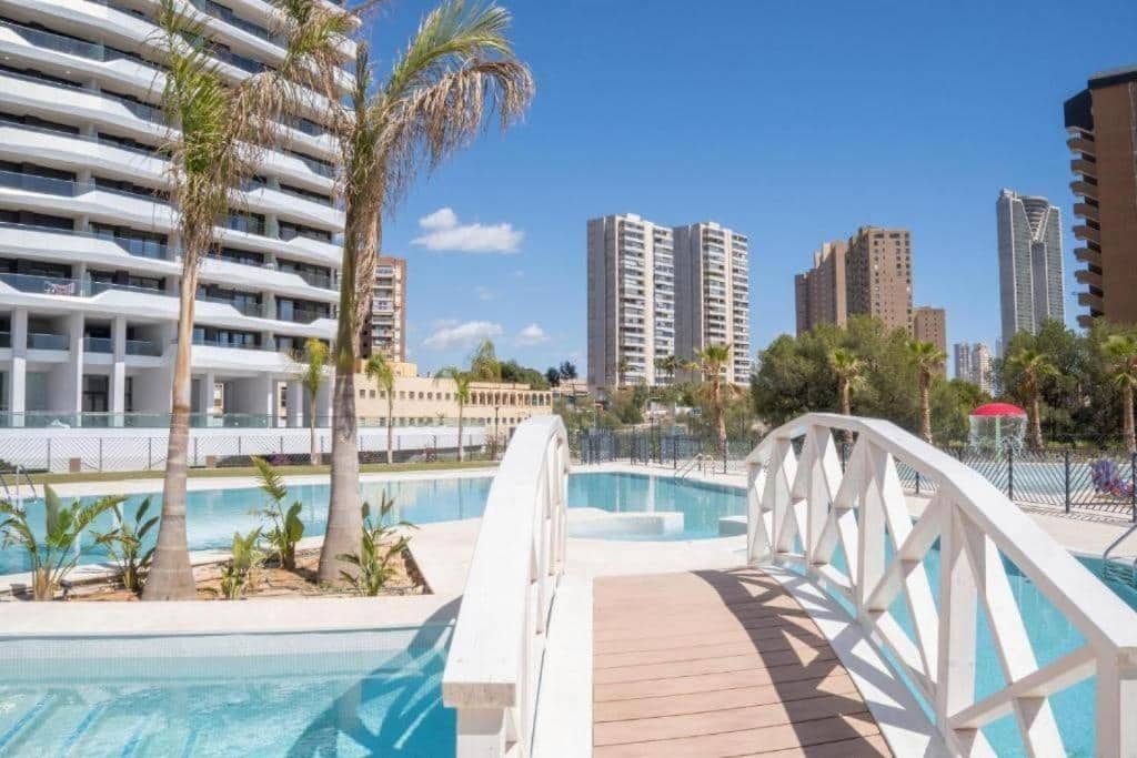 2 bedroom Apartment for sale in Benidorm with pool garage - € 800,000 (Ref: 7466219)