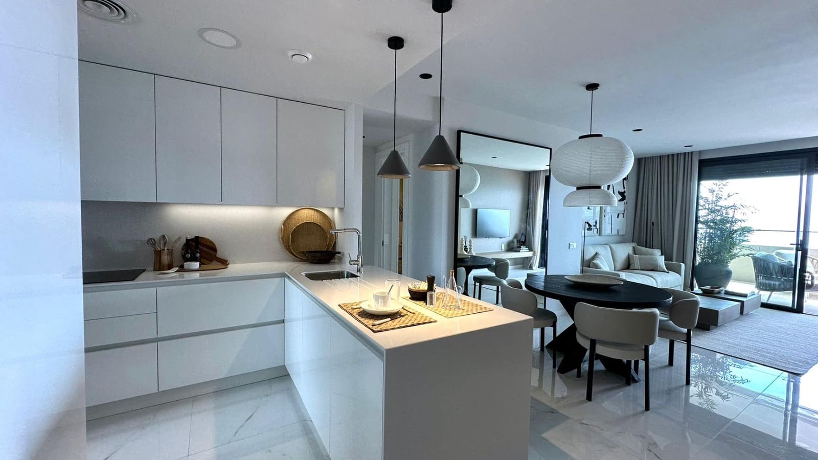 2 bedroom Apartment for sale in Benidorm with pool garage - € 800,000 (Ref: 7466219)