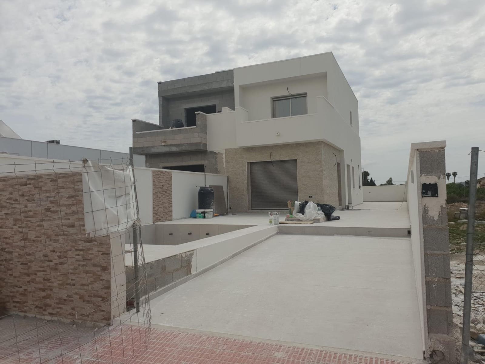 Pareado de 3 habitaciones en Daya Nueva en venta con piscina - 320.000 € (Ref: 7696171)