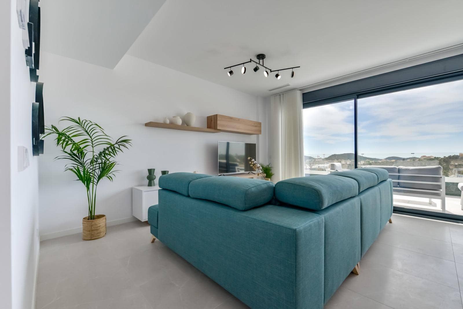2 bedroom Penthouse for sale in Finestrat with pool garage - € 580,000 (Ref: 7973287)