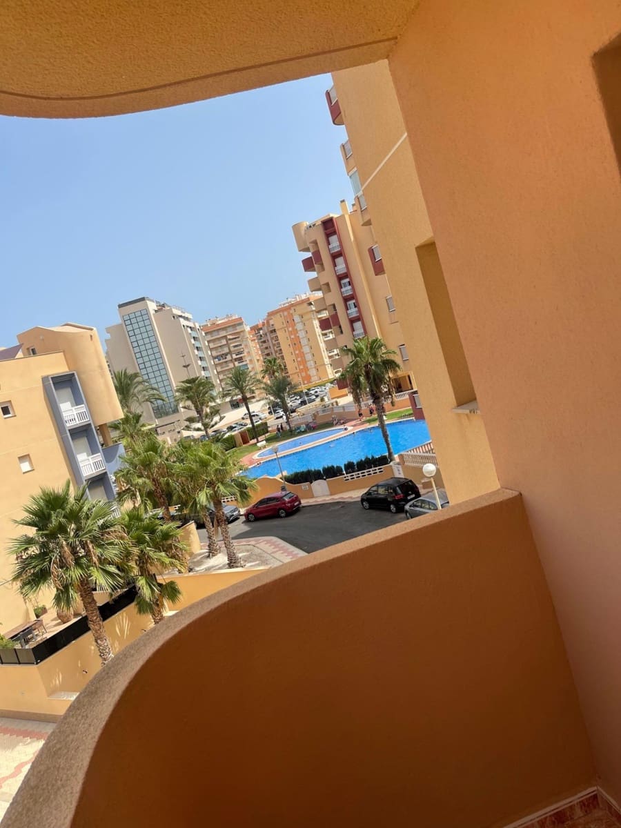 2 makuuhuone Huoneisto myytävänä paikassa La Manga del Mar Menor mukana uima-altaan 
autotalli - 213 259 € (Ref: 8014044)