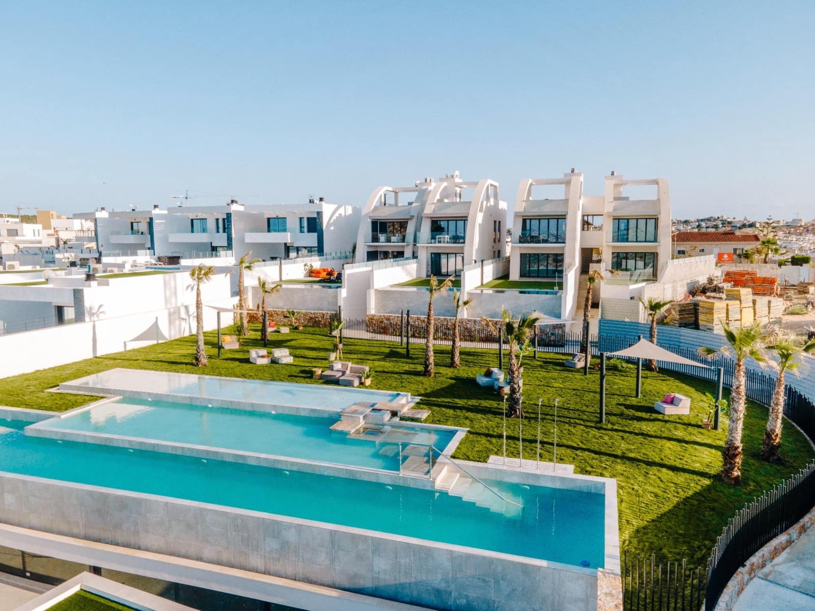 2 slaapkamer Penthouse te koop in Ciudad Quesada met zwembad - € 475.000 (Ref: 8133850)