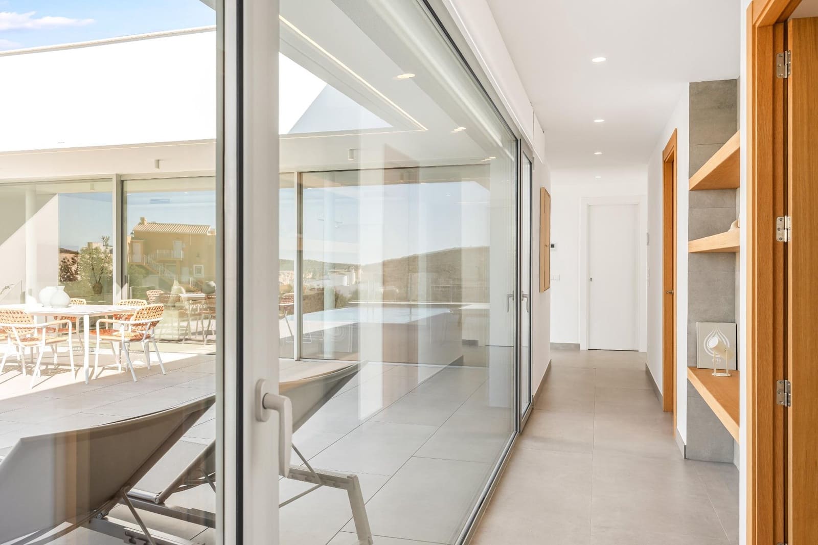 3 bedroom Villa for sale in Cumbre del Sol with pool - € 1,300,000 (Ref: 8167267)