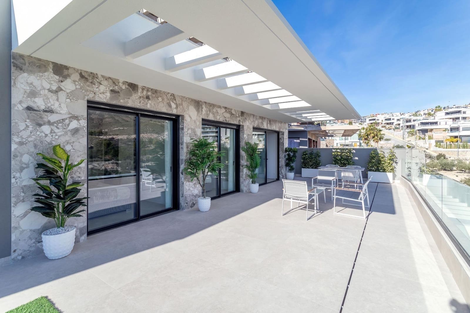 2 bedroom Apartment for sale in Finestrat with pool - € 345,000 (Ref: 8188230)