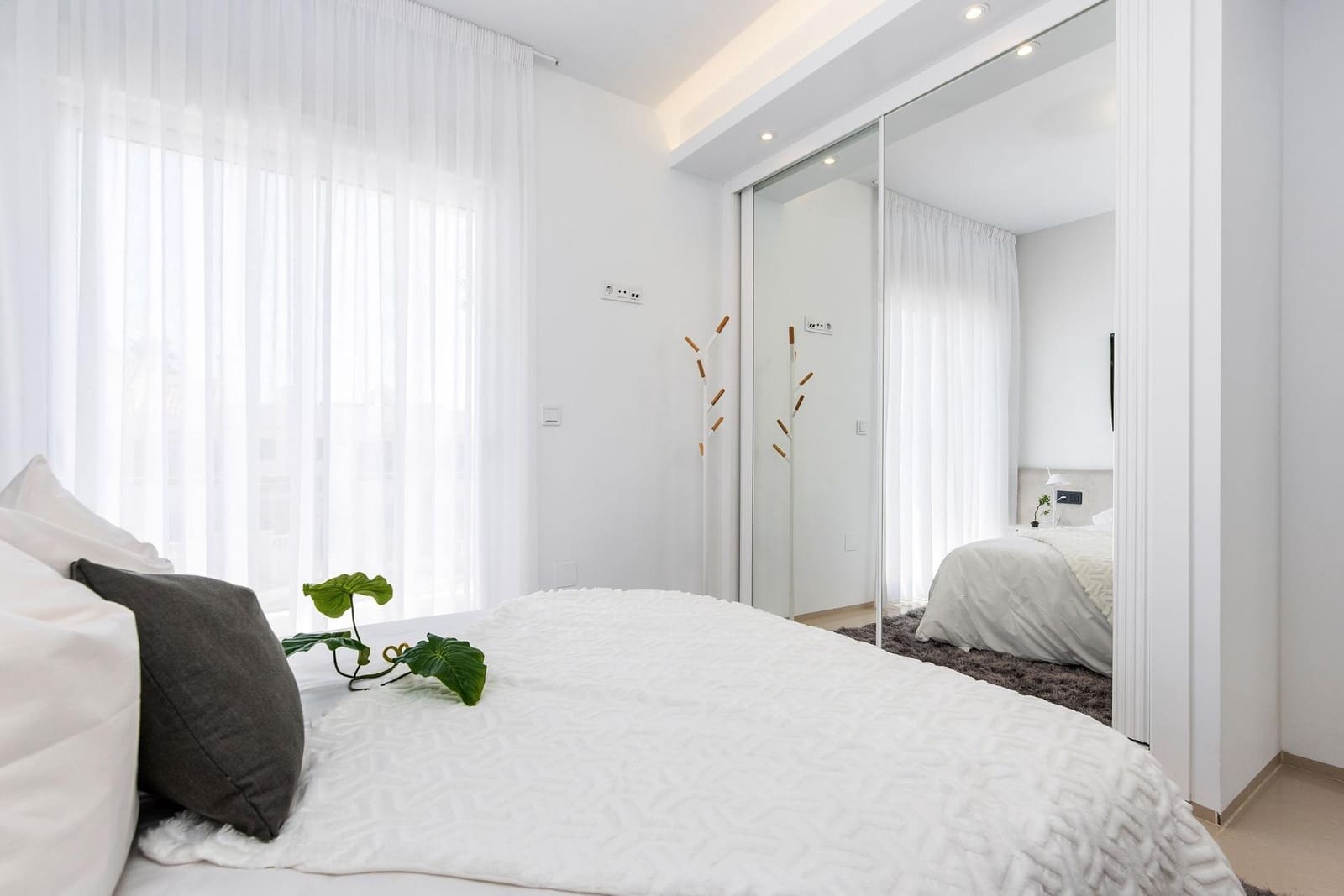 3 sypialnia Dom szeregowy na sprzedaż w Dona Pepa z basenem - 417 000 € (Ref: 8256282)