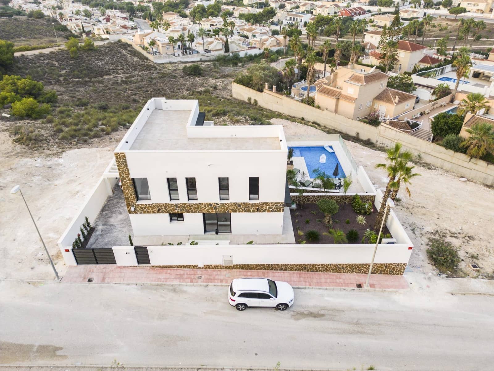 4 bedroom Villa for sale in Ciudad Quesada with pool - € 653,500 (Ref: 8310733)