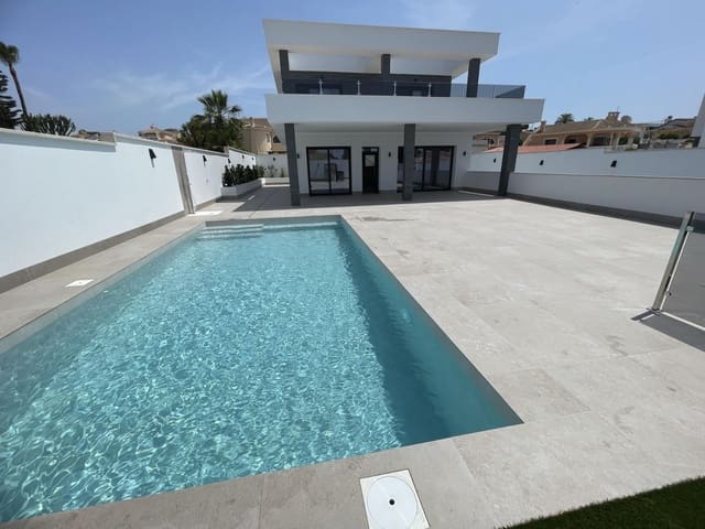 3 camera da letto Villa in vendita in Ciudad Quesada, Rojales con piscina garage - 799.900 € (Rif: 8426326)