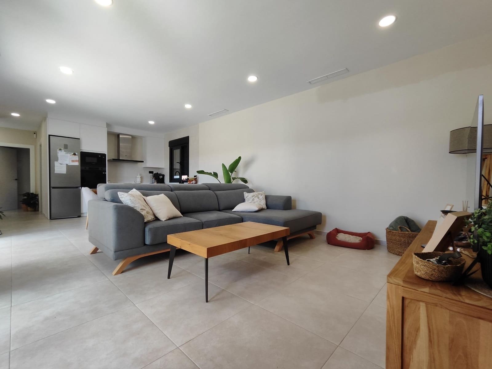 3 bedroom Villa for sale in Pinoso with pool - € 295,000 (Ref: 8463750)