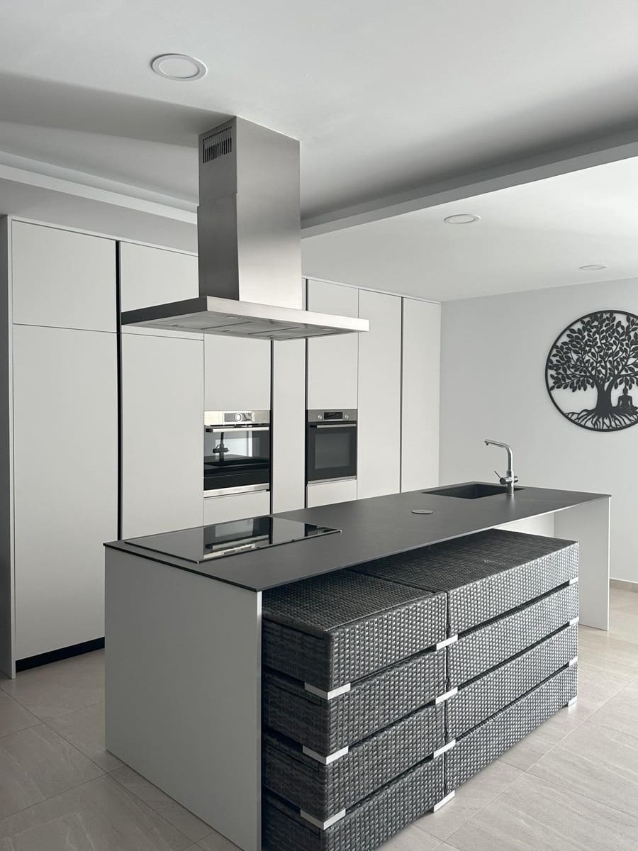 3 Zimmer Villa zu verkaufen in Pinoso mit Pool - 405.000 € (Ref: 8466209)