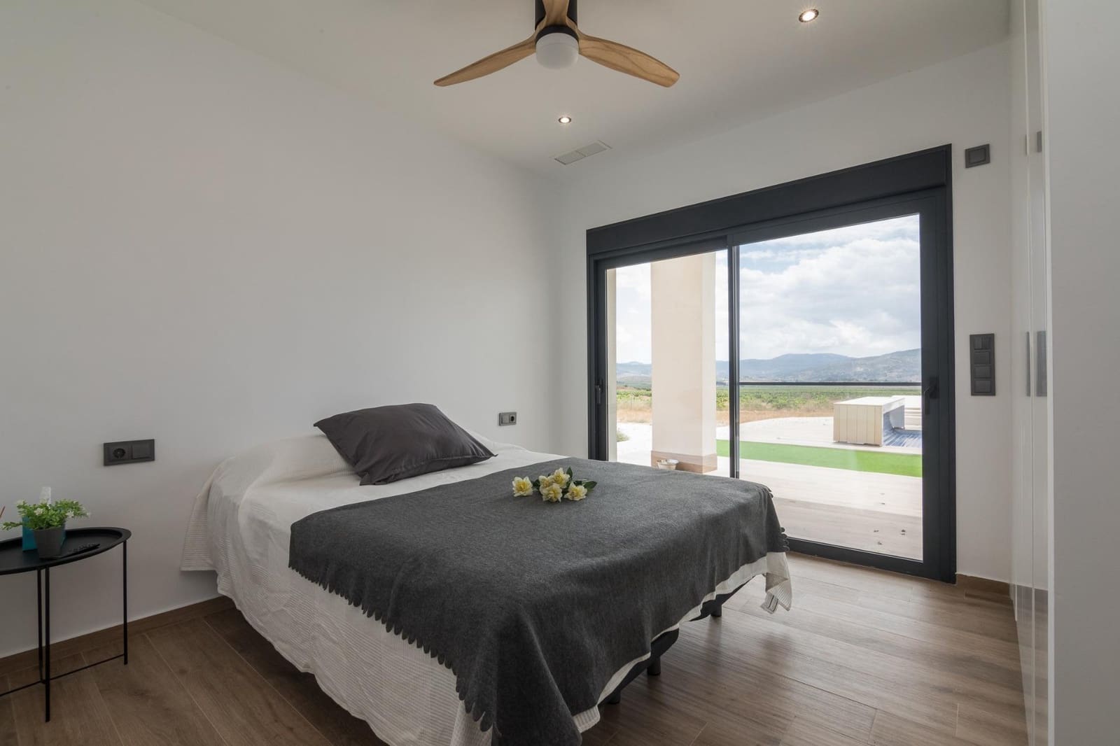 3 soverom Villa til salgs i Pinoso med svømmebasseng - € 327 000 (Ref: 8466211)