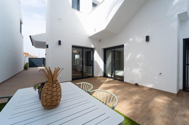 3 Zimmer Villa zu verkaufen in Lo Pagan, San Pedro del Pinatar mit Pool - 479.900 € (Ref: 8612513)