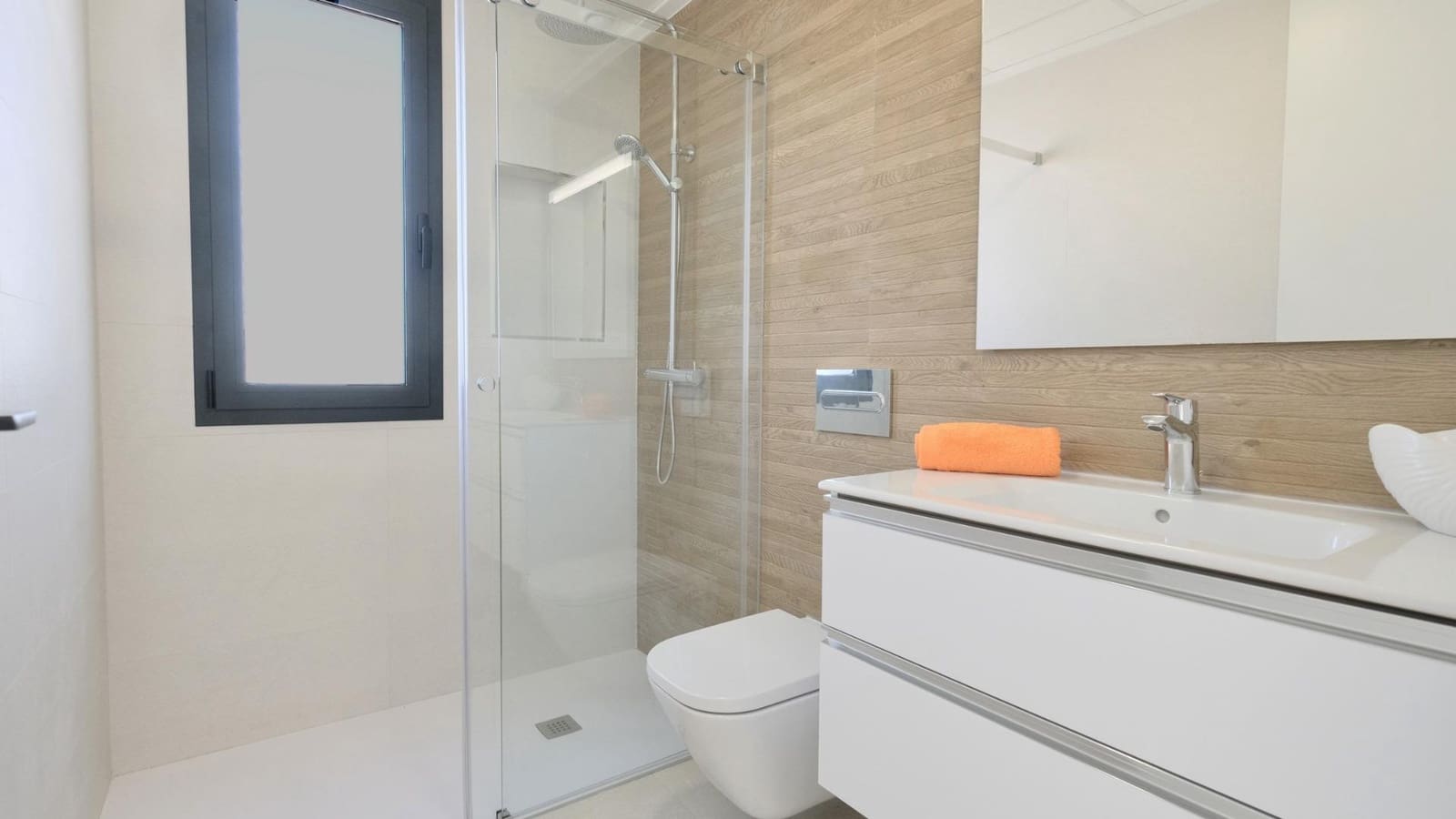 4 soveværelse Semi-Rækkehus til salg i Guardamar del Segura med swimmingpool - € 507.050 (Ref: 8620085)